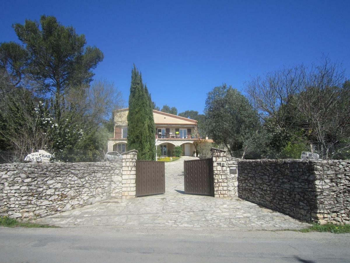 Les Gites Du Mas Des Cigales Nîmes Exterior foto